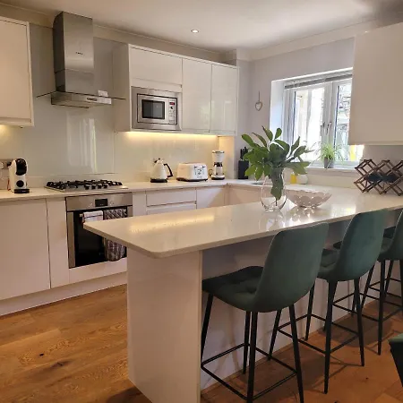 Three Bedroom Apartment By Beautiful Park Londres Extérieur photo
