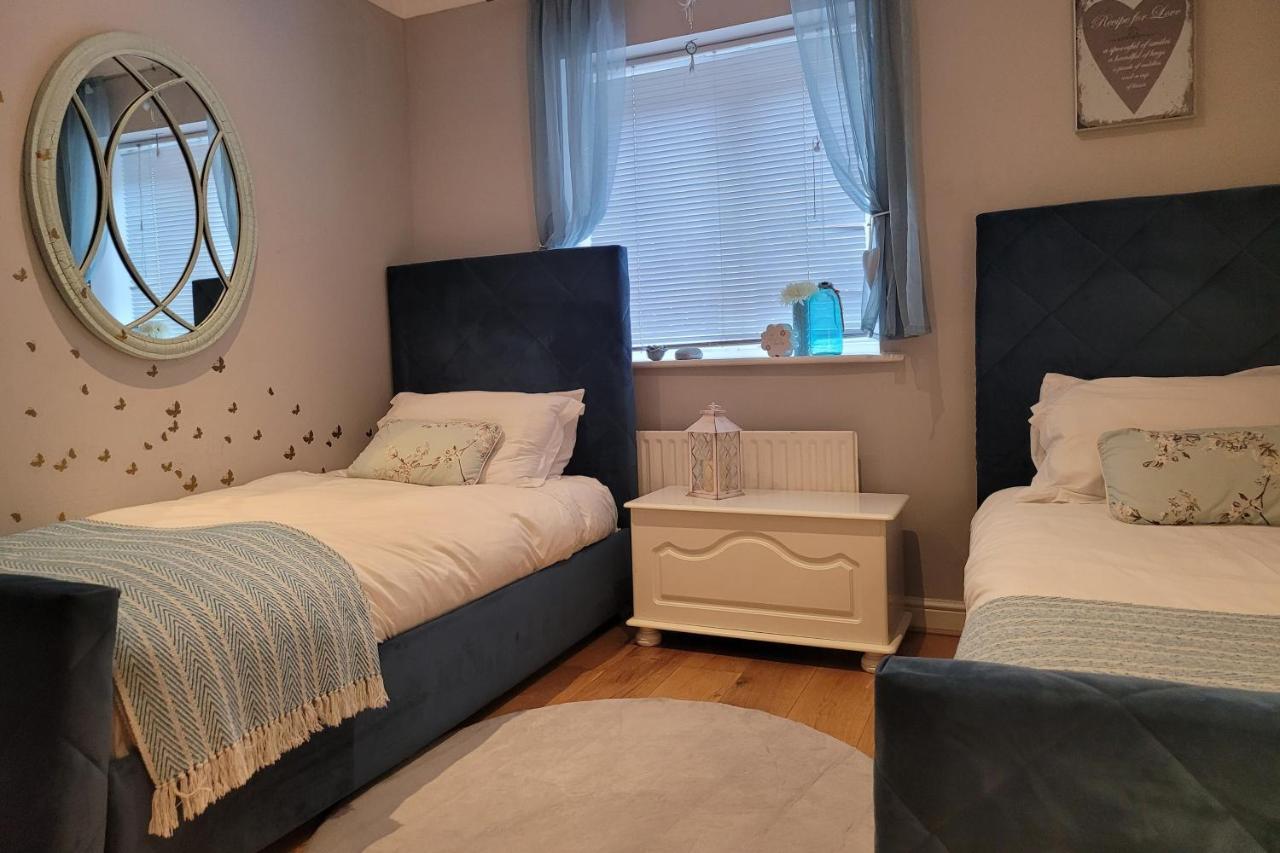 Three Bedroom By Beautiful Park Appartamento *